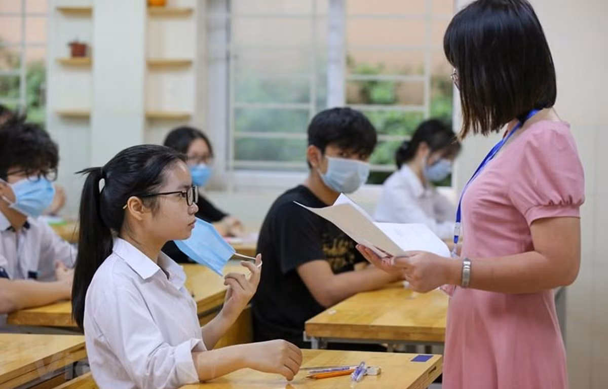 Lo ngại thiếu giáo viên khi triển khai chương trình mới lớp 10 -0