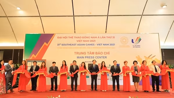 Trang trọng lễ thượng cờ SEA Games 31 ảnh 7