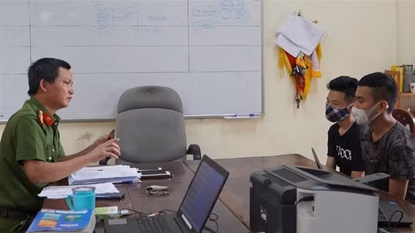 Cảnh sát "giăng lưới" bắt nhiều ổ nhóm cướp giật ảnh 3