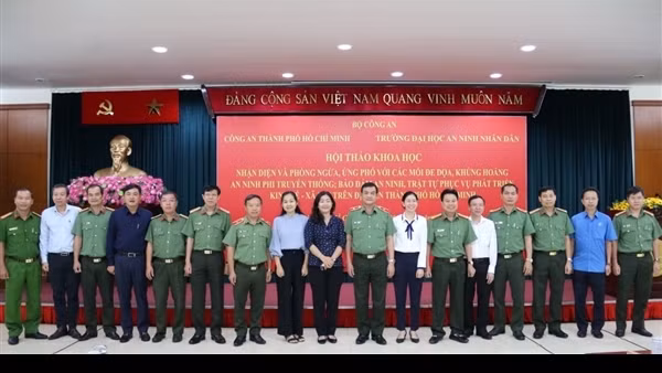 Phòng ngừa, ứng phó các mối đe dọa, khủng hoảng an ninh phi truyền thống