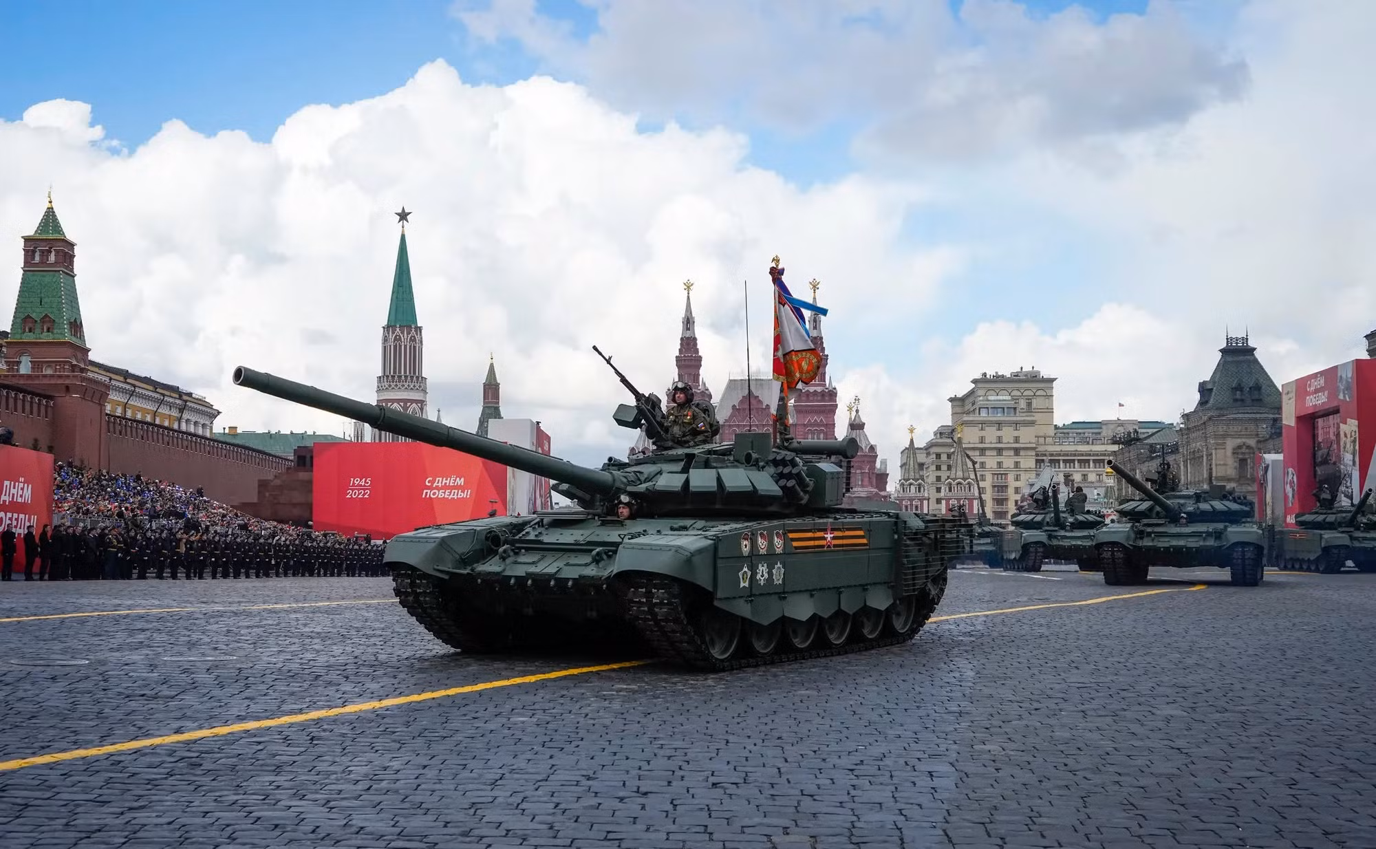 Nga hủy phần duyệt binh trên không ở Moscow -0