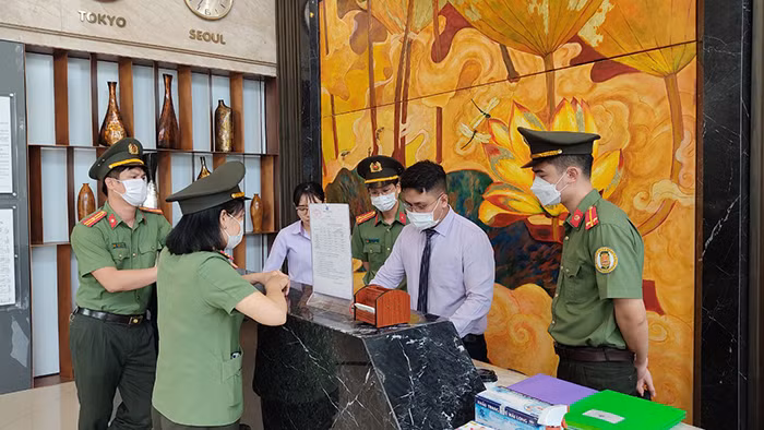 Công an Hải Dương tăng cường công tác quản lý xuất nhập cảnh trong thời điểm diễn ra Sea Game 31 -1