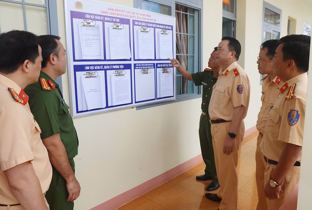 Công an Đắk Nông sẵn sàng thực hiện phân công, phân cấp trong công tác đăng ký xe&nbsp; -0