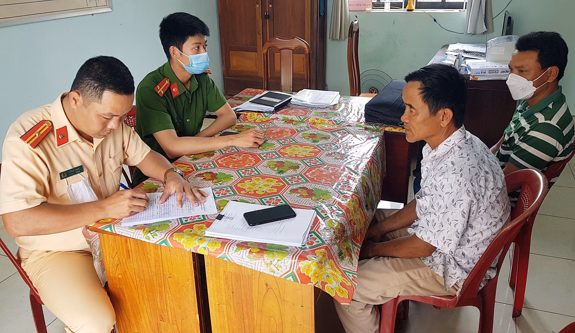 Đình chỉ hoạt động 2 bến đò tự phát qua sông Thu Bồn -0