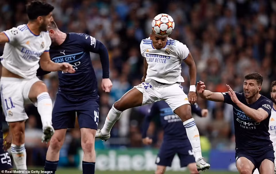 Để thua ngược Real, Pep Guardiola tiếp tục lỡ hẹn với chức vô địch Champions league -0