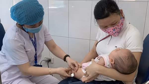 Tiếp nhận hơn 7,2 triệu liều vaccine Moderna để tiêm cho trẻ em ảnh 2