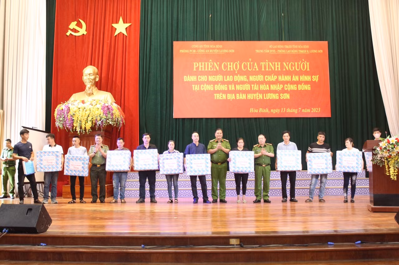 “Phiên chợ của tình người” - nơi giúp người lầm lỗi có công việc ổn định -0