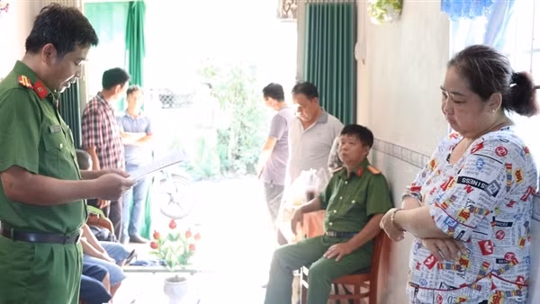 Chủ nợ mang sổ đỏ cầm cố, chuyển nhượng để chiếm đoạt 4 tỷ đồng