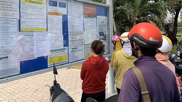 Thị trường lao động cuối năm chiếm hơn 64% ở khu vực thương mại - dịch vụ