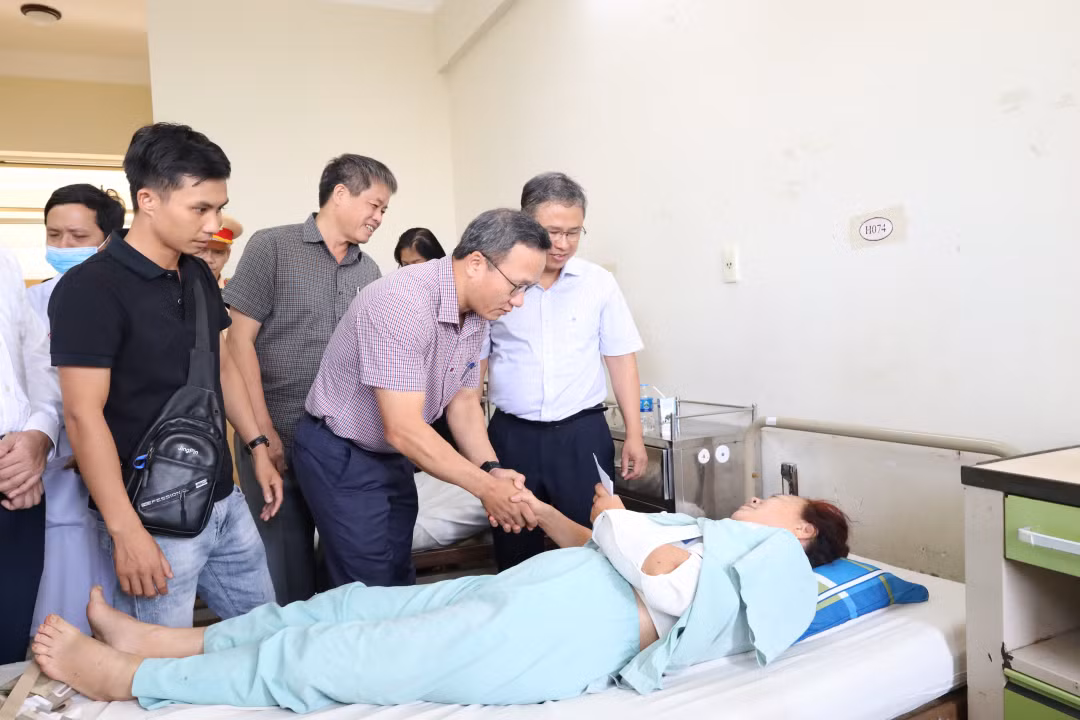 Hướng dẫn viên du khách kể lại dấu hiệu bất thường trong vụ tai nạn trên đèo Khánh Lê -0