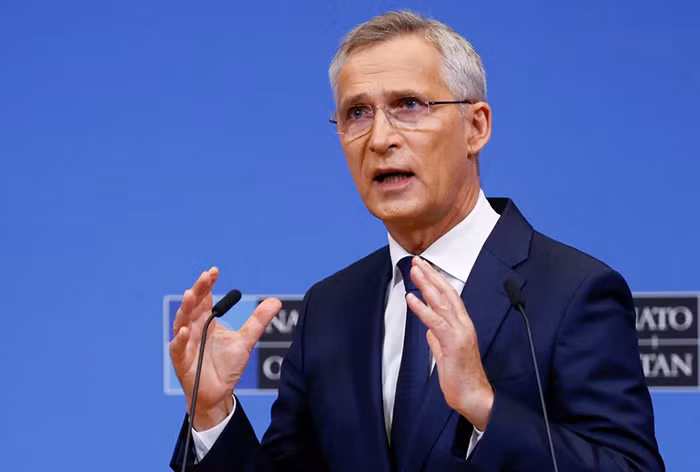 Ukraine phủ bóng thượng đỉnh NATO -0