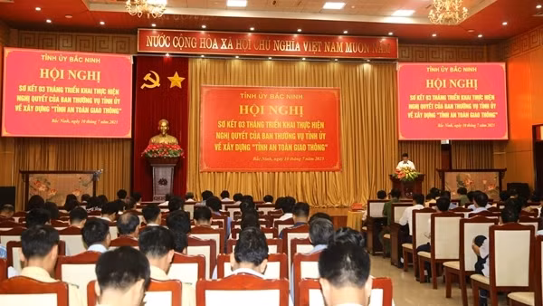 Giảm 22% tai nạn giao thông sau 3 tháng xây dựng "Tỉnh An toàn giao thông"