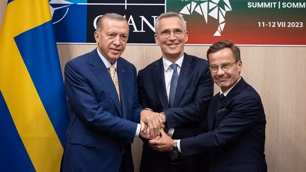 Tổng thống Erdogan bất ngờ đồng ý thúc đẩy việc Thụy Điển gia nhập NATO