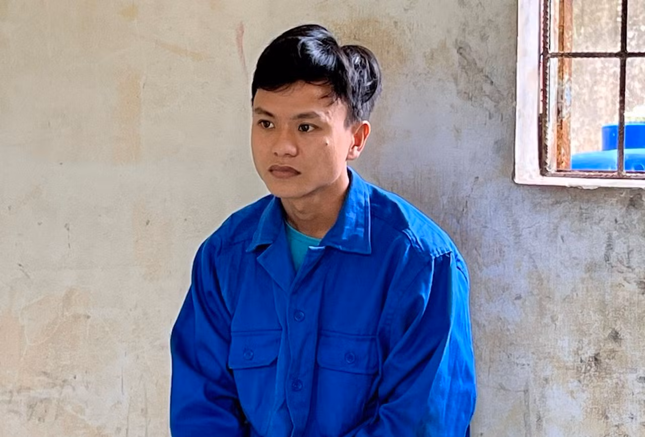 Thuê ôtô tự lái mang cầm cố để trả nợ và đánh bạc -0