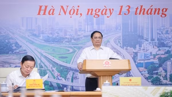 Thủ tướng chỉ đạo các giải pháp thúc đẩy tiến độ 75 dự án GTVT trọng điểm