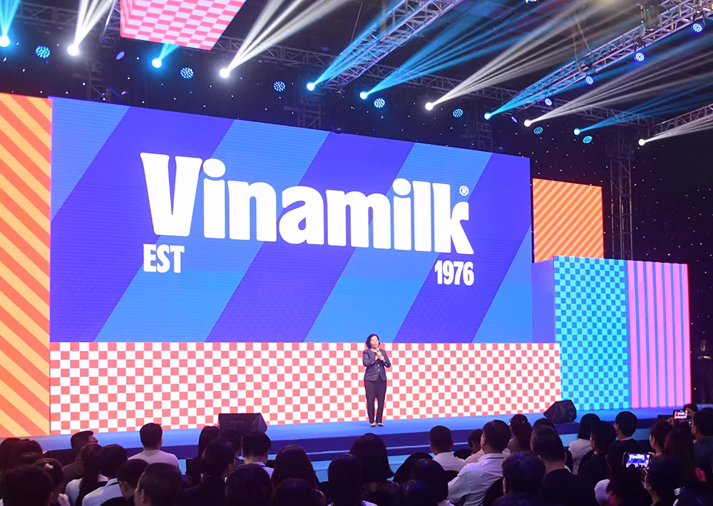 Vinamilk công bố nhận diện thương hiệu mới -0