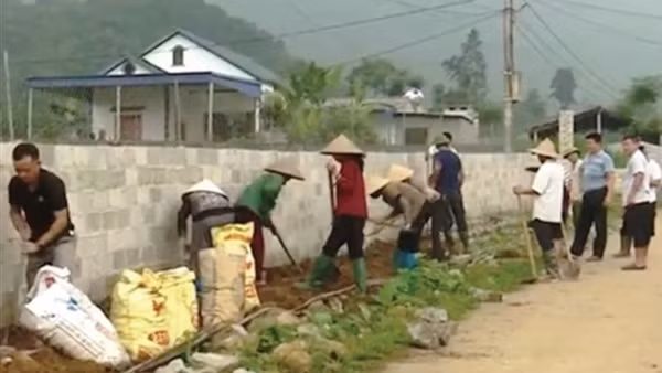 Người dân đồng lòng hiến đất, góp sức mở rộng đường&nbsp; tại Thái Nguyên