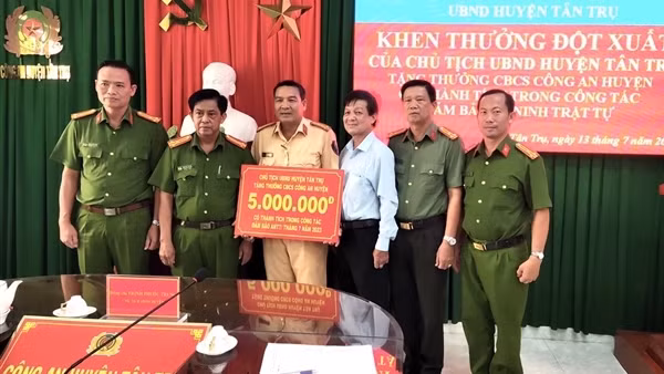 Kịp thời ngăn chặn “quái xế” quậy phá vùng nông thôn