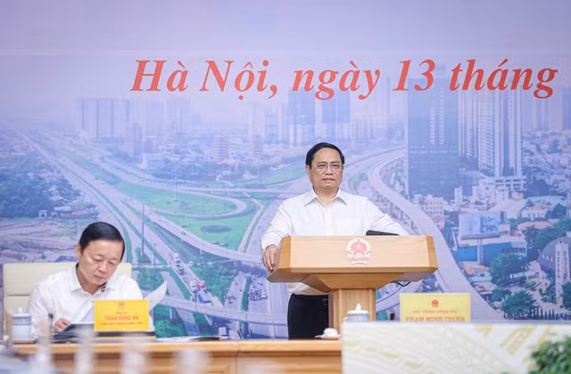 Thủ tướng chỉ đạo các giải pháp thúc đẩy tiến độ 75 dự án GTVT trọng điểm -0