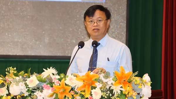 Bỏ phiếu miễn nhiệm chức vụ Chủ tịch UBND tỉnh Đồng Nai đối với ông Cao Tiến Dũng
