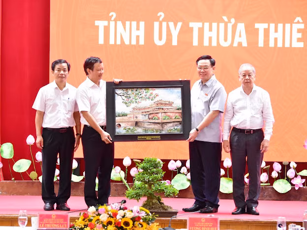 Tập trung mọi nguồn lực, sớm đưa Thừa Thiên-Huế trở thành thành phố trực thuộc Trung ương -0