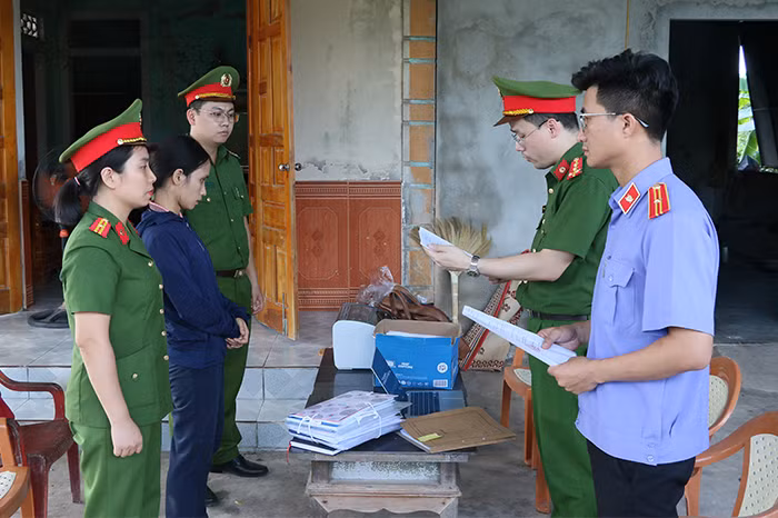Công an Hà Tĩnh: Khởi tố 2 đối tượng về tội “trốn thuế” -1