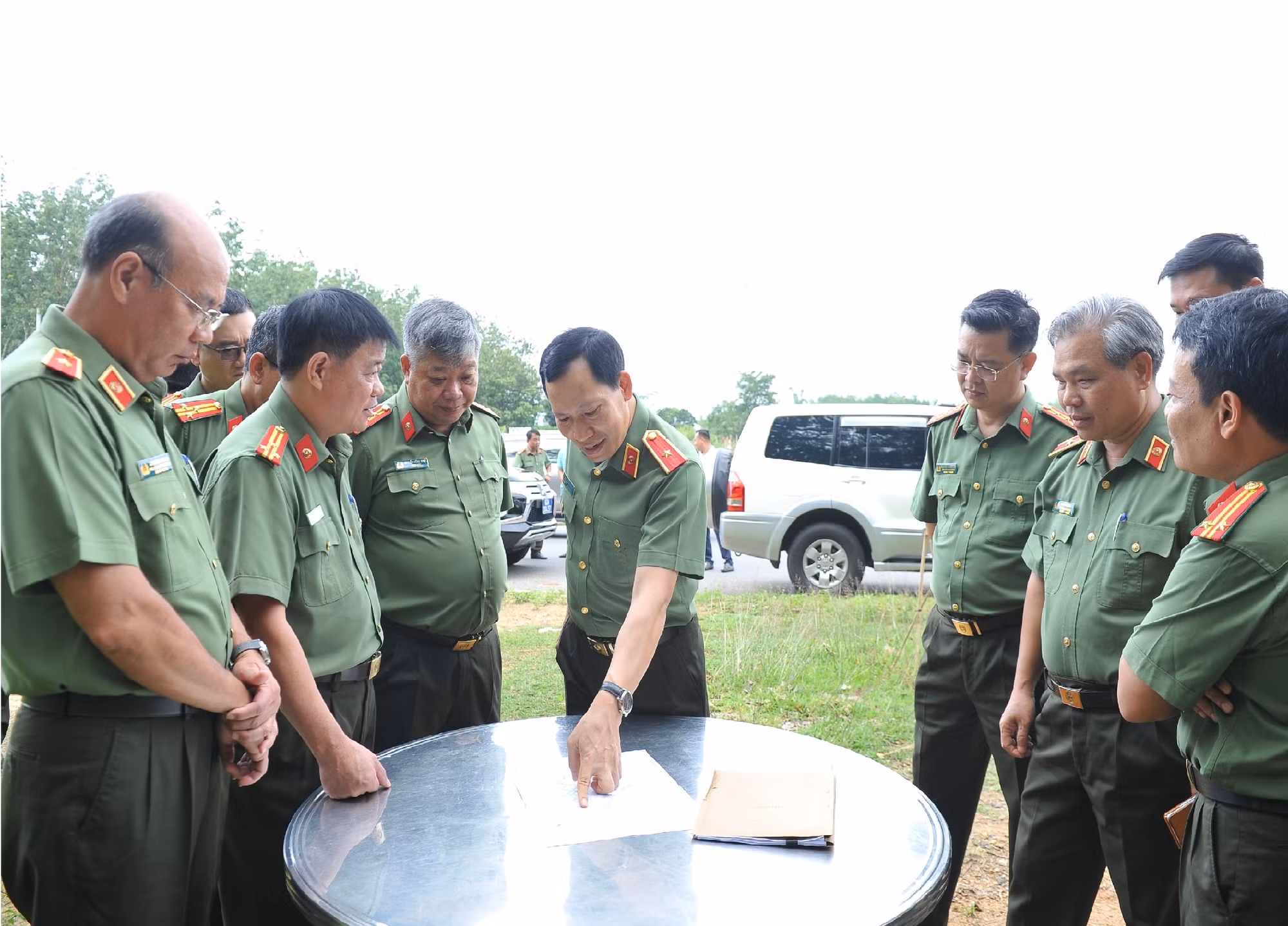 Thứ trưởng Lê Văn Tuyến làm việc Công an tỉnh Kon Tum -0