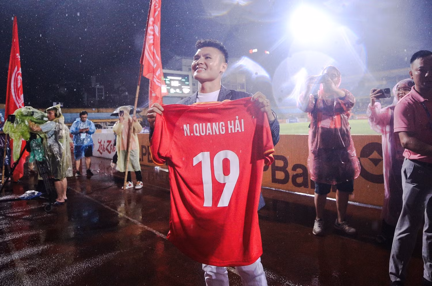 Quang Hải: Tôi và CLB Công an Hà Nội có nhiều điểm chung -0