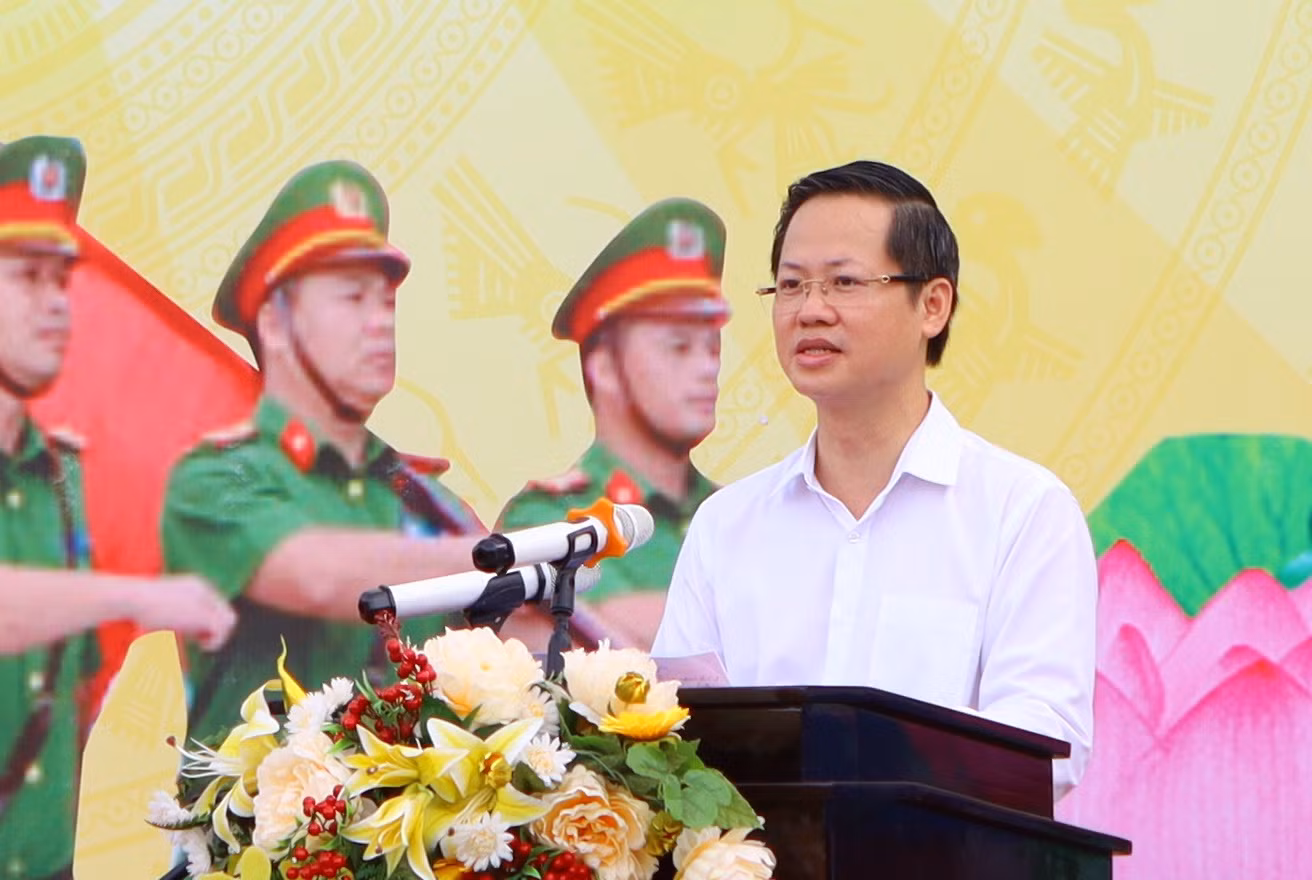 Công an Bình Thuận ra quân 