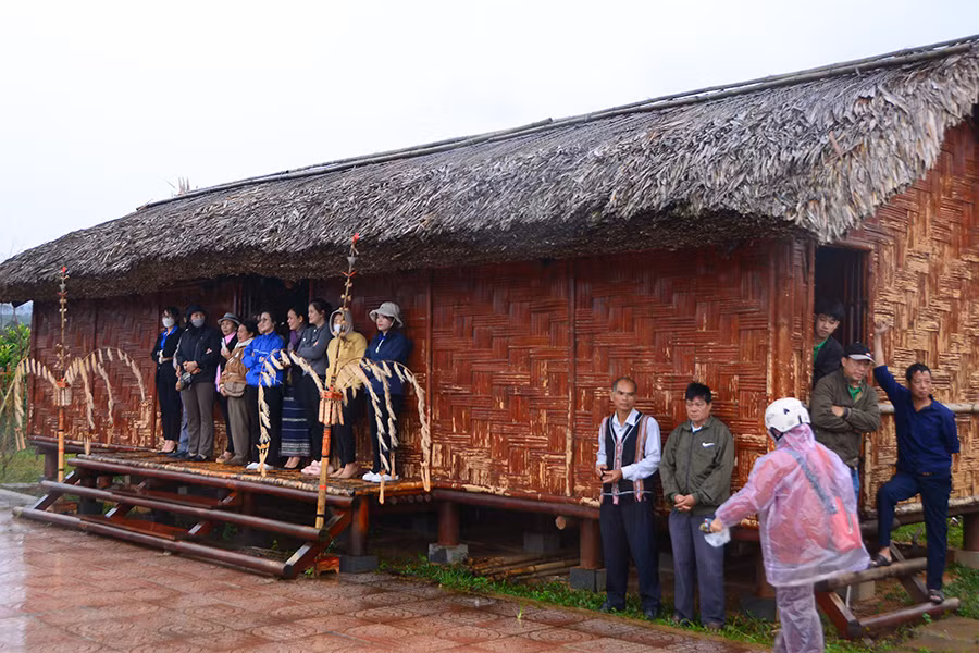 “Bí mật” về nhà truyền thống của người K’ho ở Tây Nguyên -0
