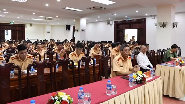 Cục CSGT tổ chức Hội nghị chuyên đề học tập và làm theo gương Bác
