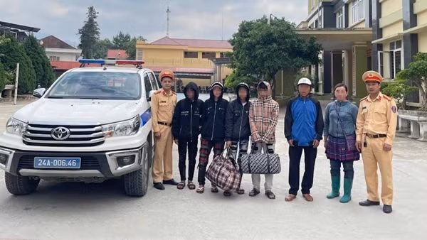 Kịp thời ngăn chặn 4 học sinh bị dụ dỗ bỏ học đi làm thuê