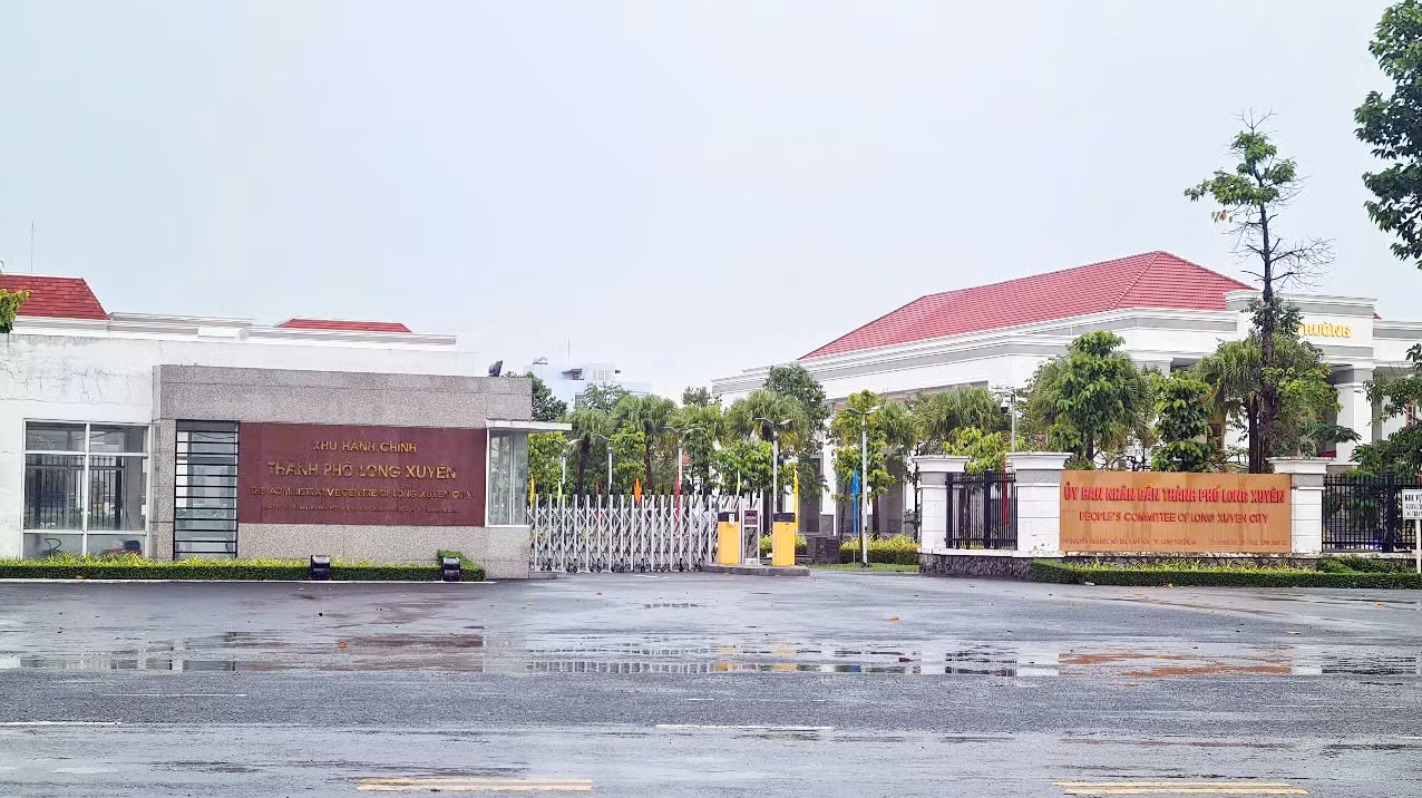 Xem xét, xử lý kỷ luật đối với BTV Thành ủy Long Xuyên và BTV Huyện uỷ Châu Phú cùng nhiều Đảng viên -0
