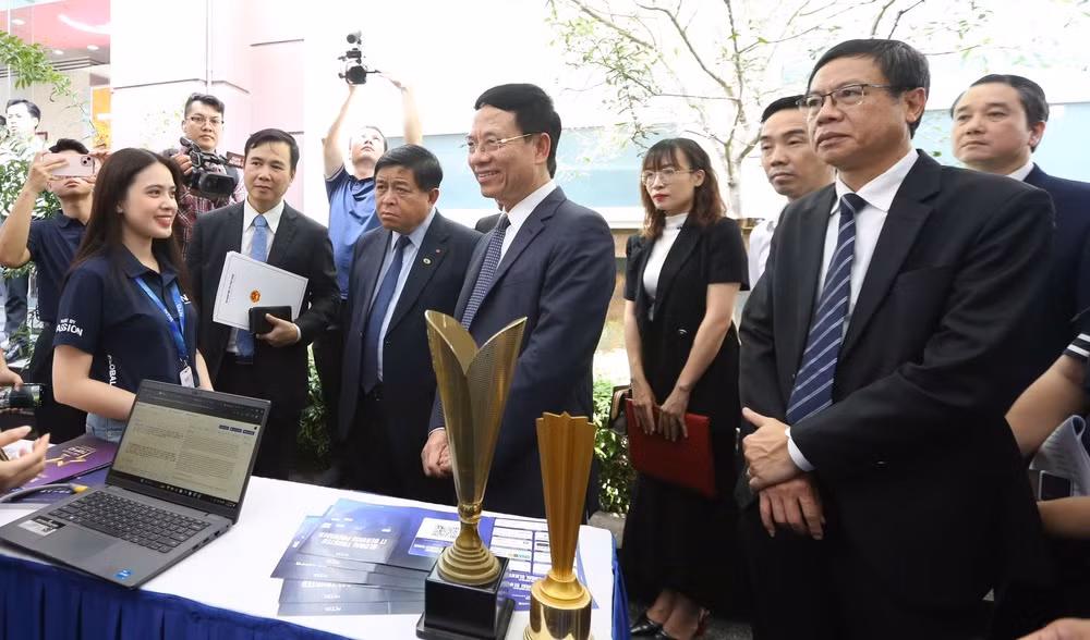Ngày hội Khoa học và Công nghệ Việt Nam: Tôn vinh trí tuệ Việt Nam -0