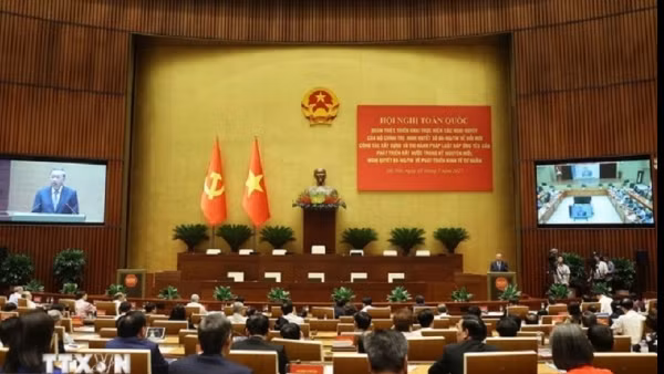 Tổng Bí thư Tô Lâm: "Biết đồng sức, biết đồng lòng/ Việc gì khó, làm cũng xong"