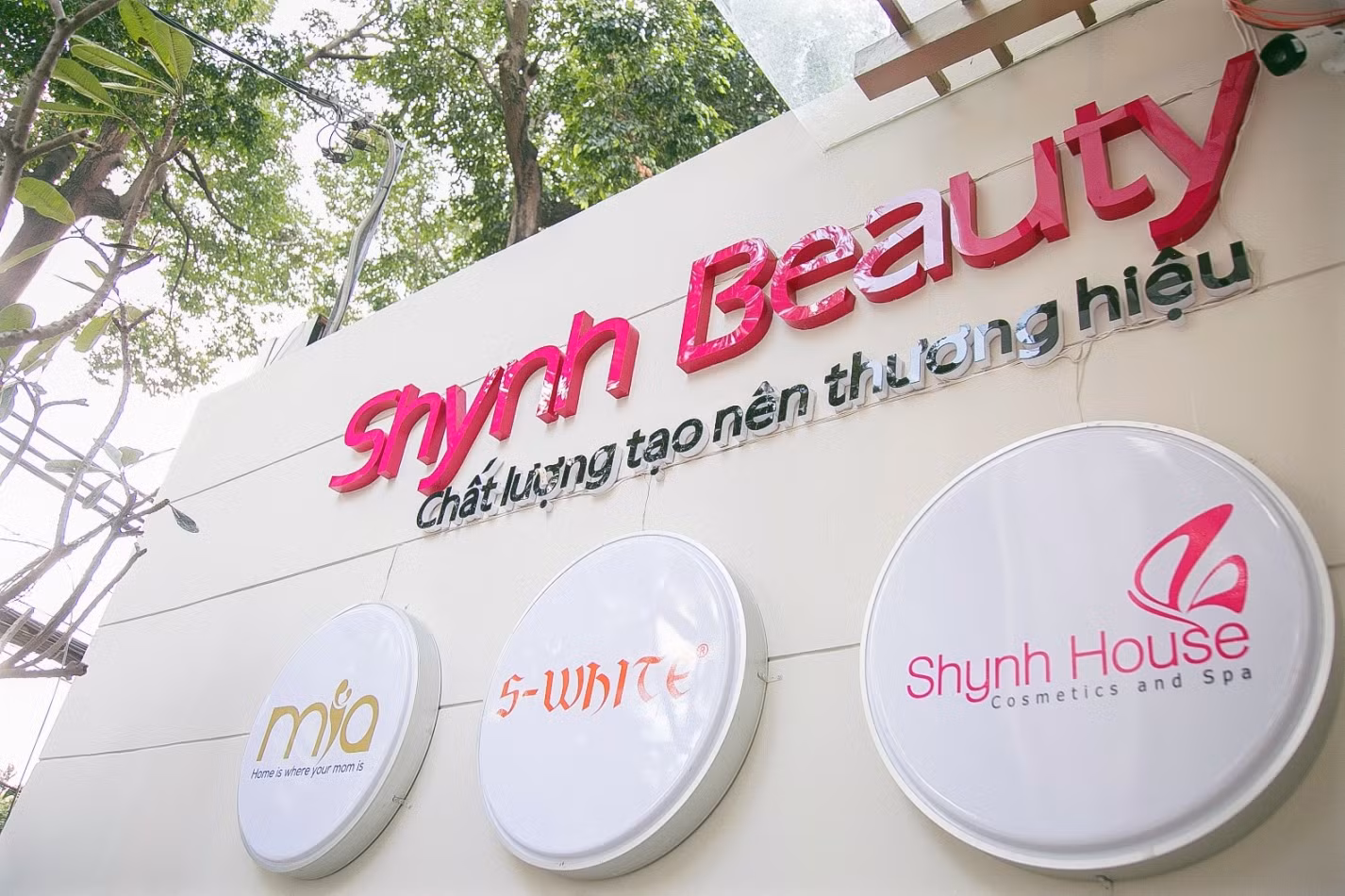 Nhiều cơ sở, chi nhánh của “hệ sinh thái Shynh Beauty” liên tục bị xử phạt -0