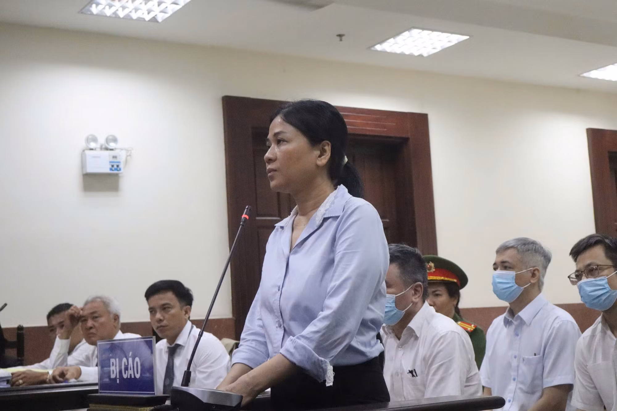 Cựu Bí thư Tỉnh ủy Bến tre được giảm 7 năm tù -0