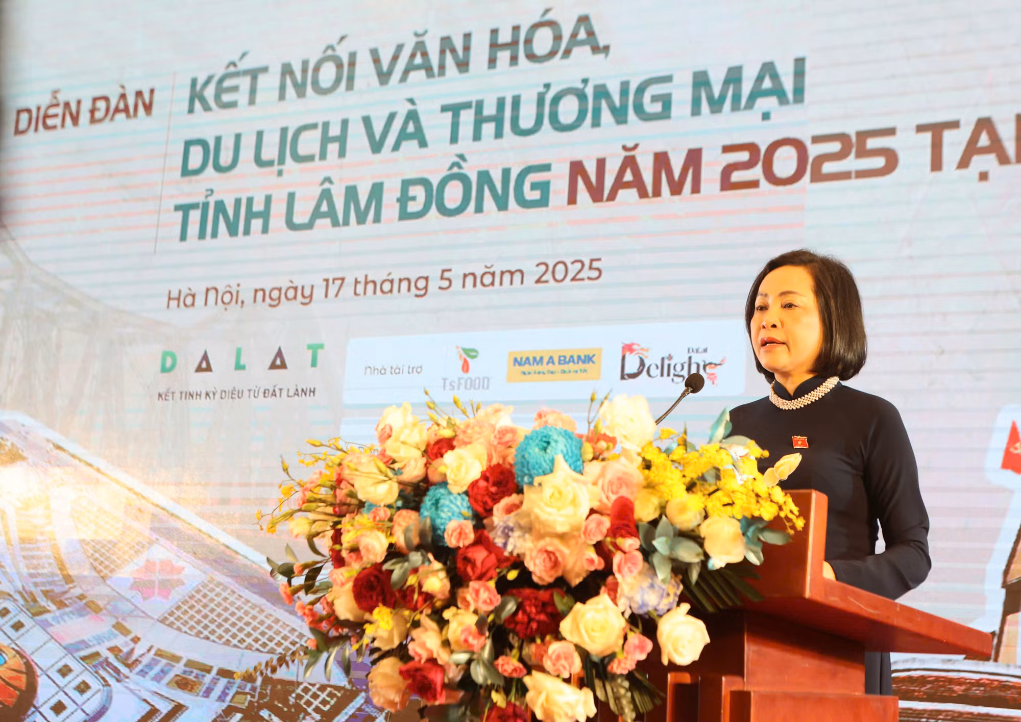 Liên kết để hình thành các hành lang kinh tế – du lịch biển – cao nguyên – biên giới -0