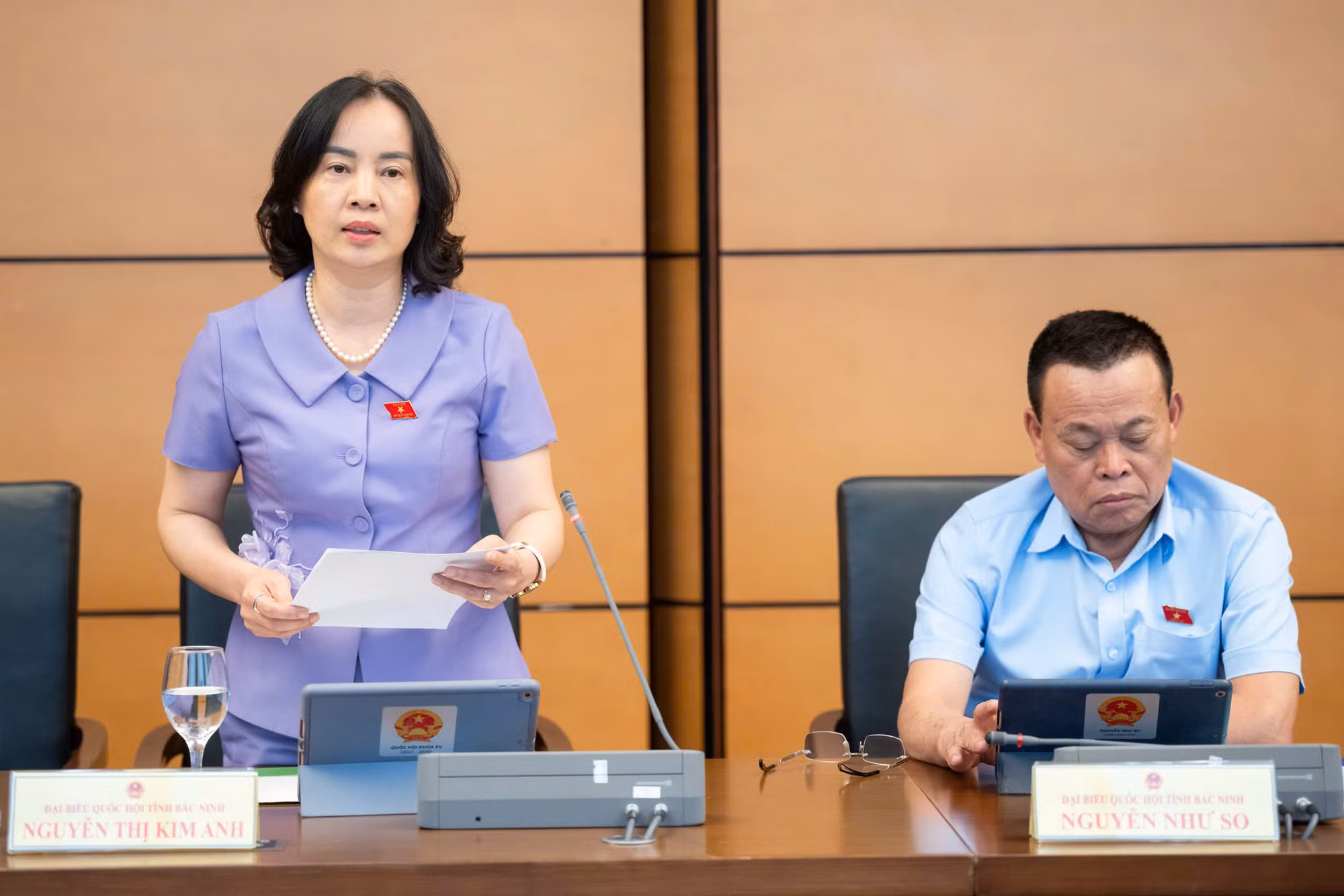 Đề xuất sĩ quan lực lượng vũ trang làm công tác xây dựng pháp luật được hỗ trợ hằng tháng 100% lương -0