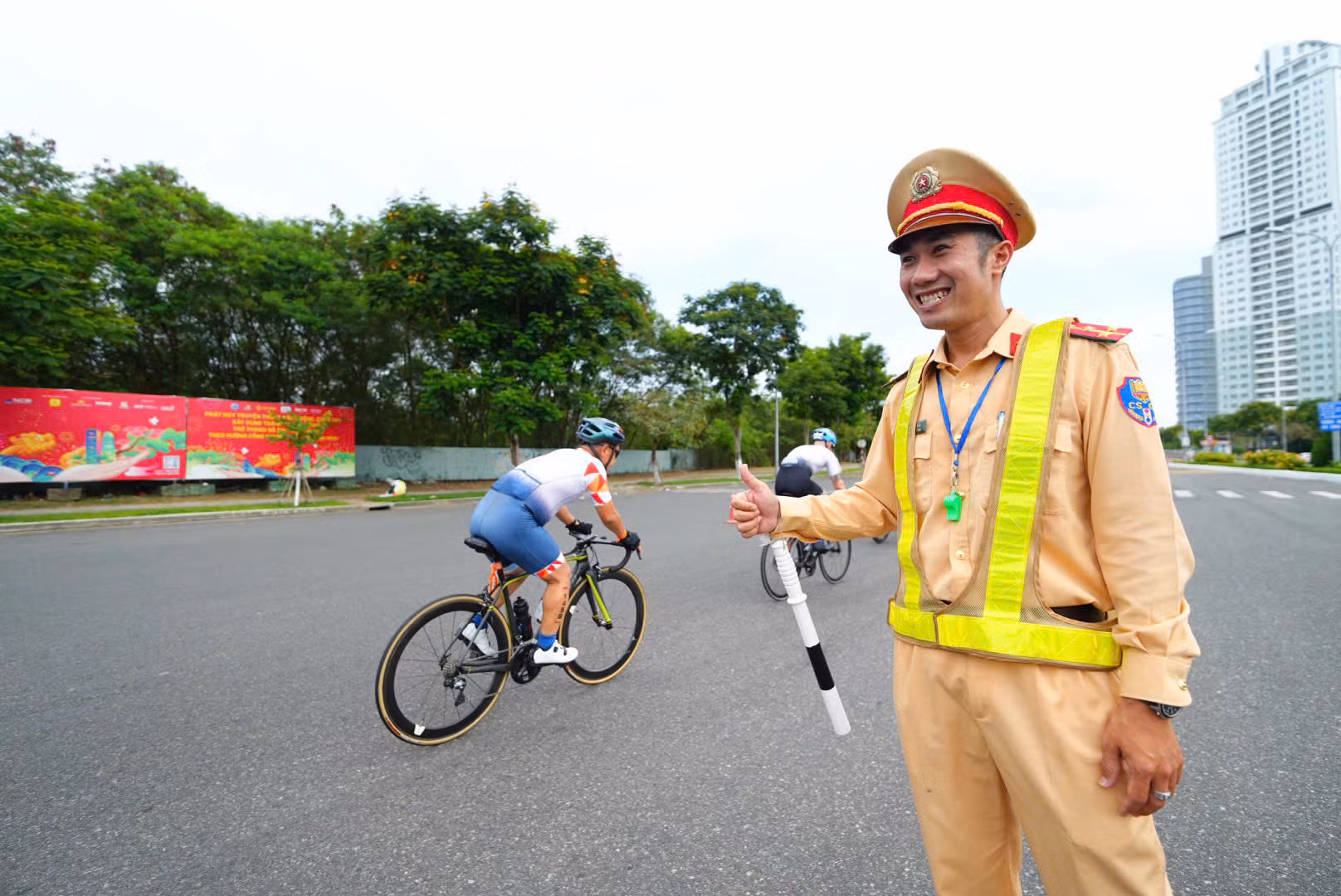 2 nữ vận động viên Việt Nam lập kỳ tích tại IRONMAN 70.3 Đà Nẵng 2025 -2