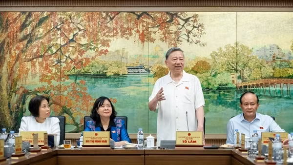 Tổng Bí thư Tô Lâm chỉ ra nhiều bất cập liên quan luật về đầu tư công, đấu thầu