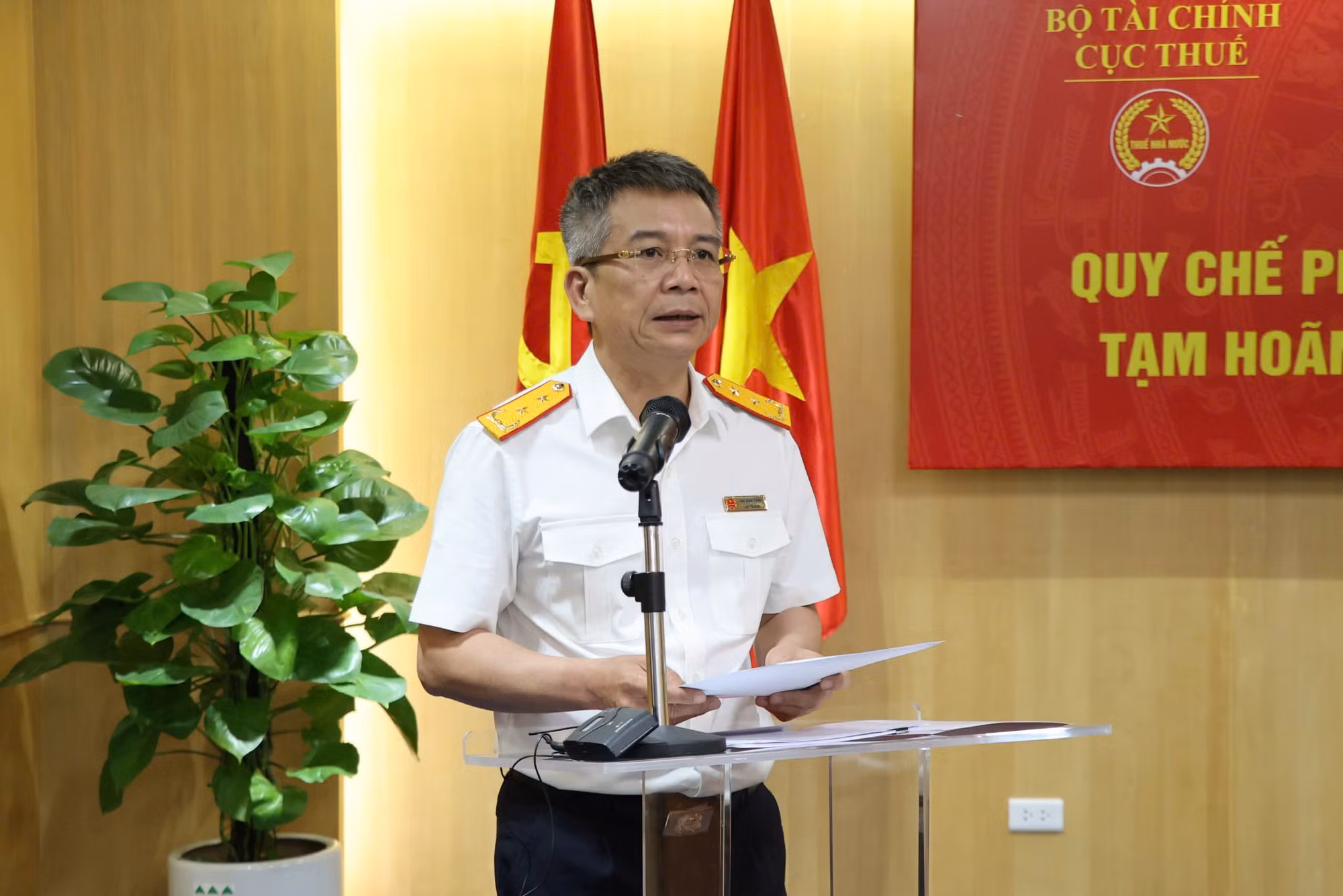 Tạm hoãn xuất cảnh bằng hình thức điện tử: Phối hợp liên ngành để hỗ trợ người nộp thuế -0