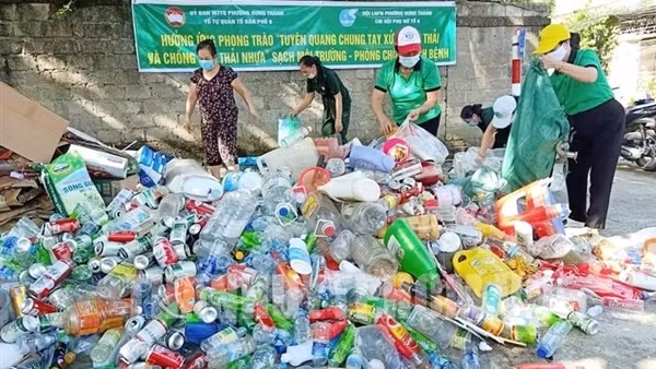 Sống xanh vì một Việt Nam không rác thải nhựa