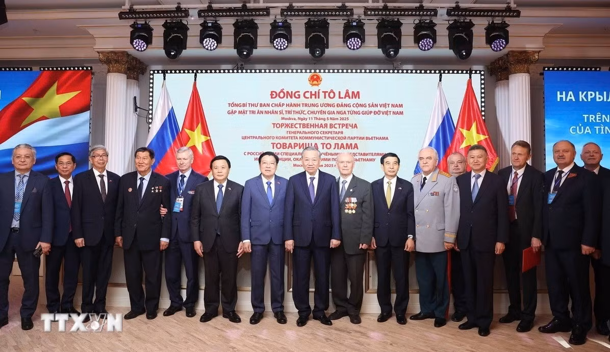 Tổng Bí thư: Việt Nam tri ân sự giúp đỡ chí tình của các chuyên gia Nga -0