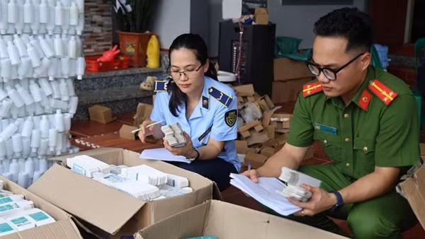 Tràn lan hàng giả, hàng nhái trên các sàn thương mại điện tử