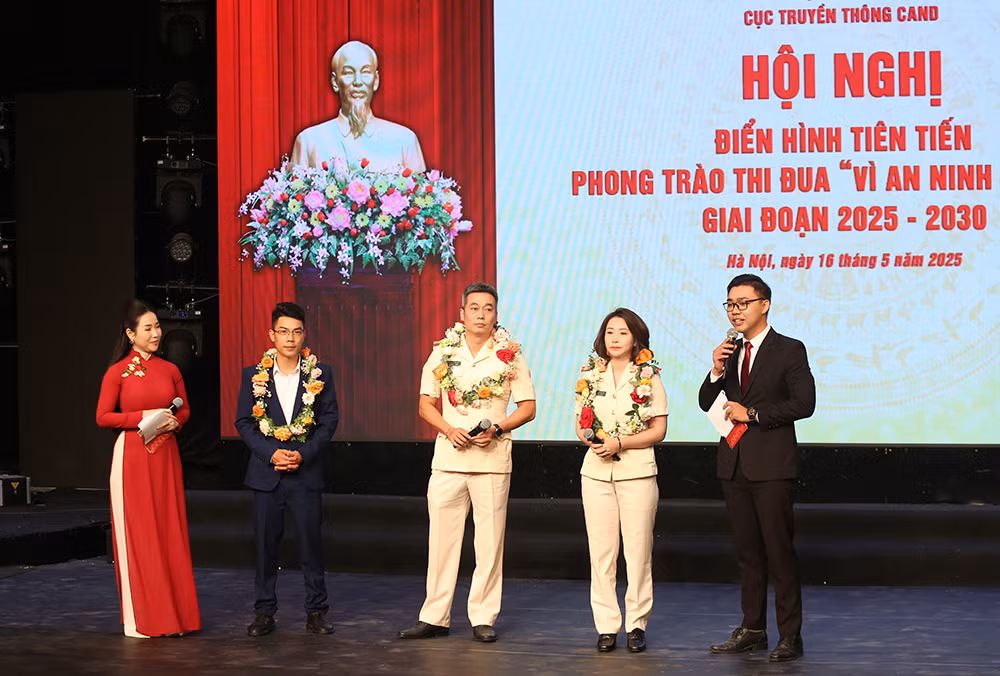 Rực sáng những bông hoa thi đua “Vì an ninh Tổ quốc” của Cục Truyền thông CAND -0