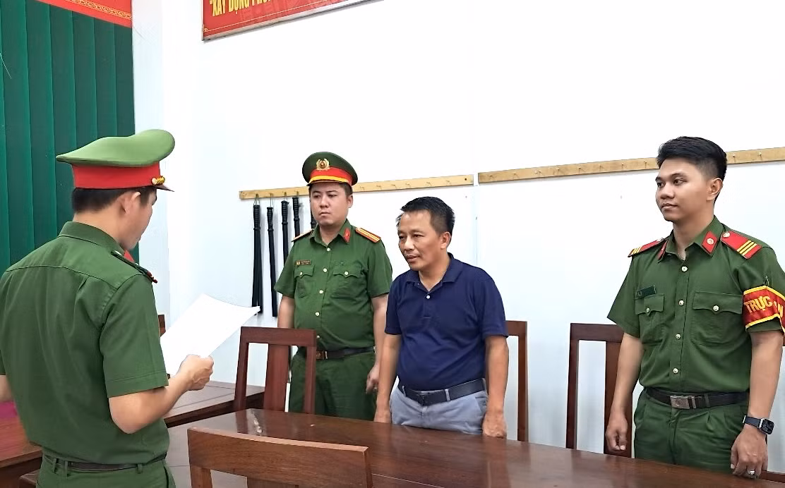 “Đại gia Khoa gỗ” nhận “chạy án”, chiếm đoạt 1 triệu USD -0