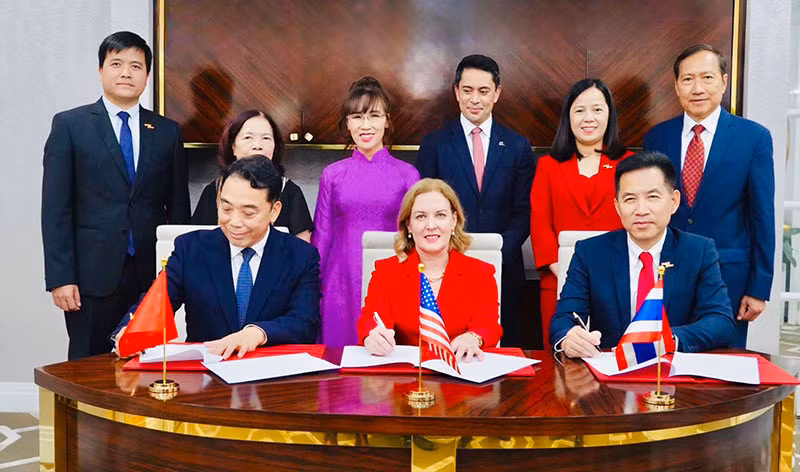 photo-1-(9).jpg -0