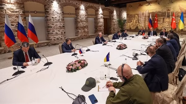 Tổng thống Putin công bố phái đoàn đàm phán với Ukraine