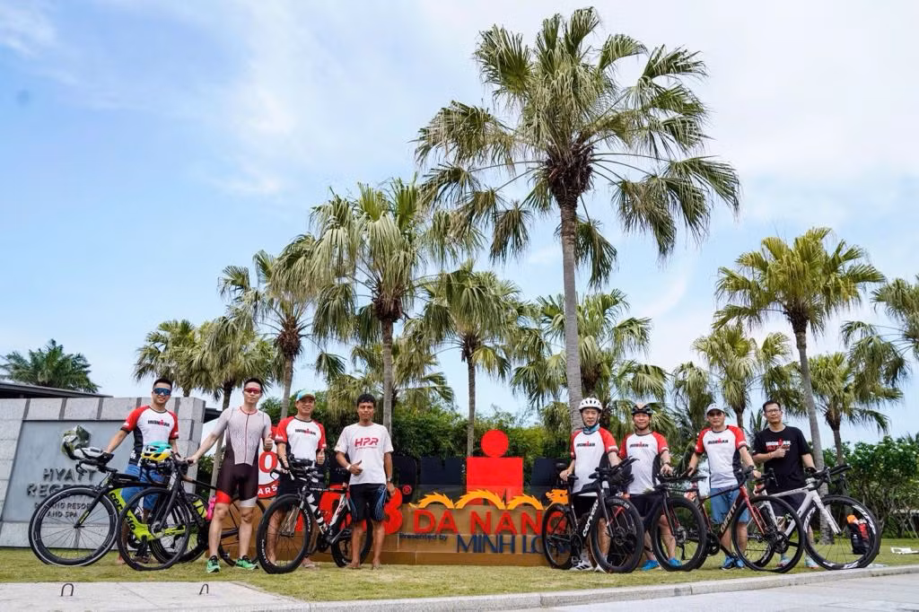 2 nữ vận động viên Việt Nam lập kỳ tích tại IRONMAN 70.3 Đà Nẵng 2025 -0